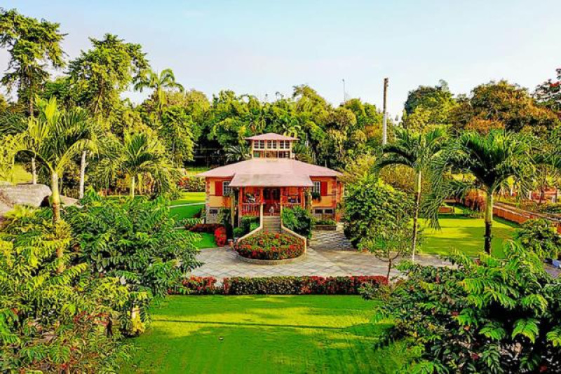 LA DANESA AUSSEN