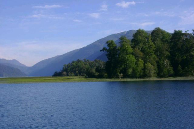 LAGO PIRIHUECO