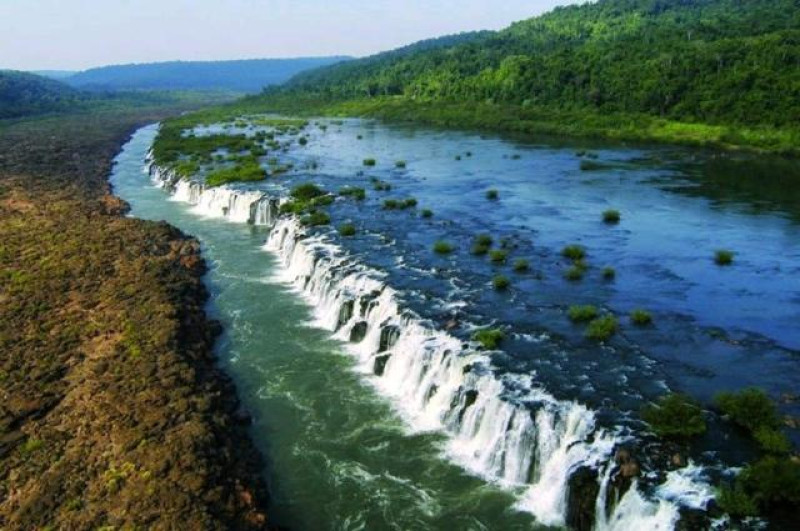 MOCONA FALLS